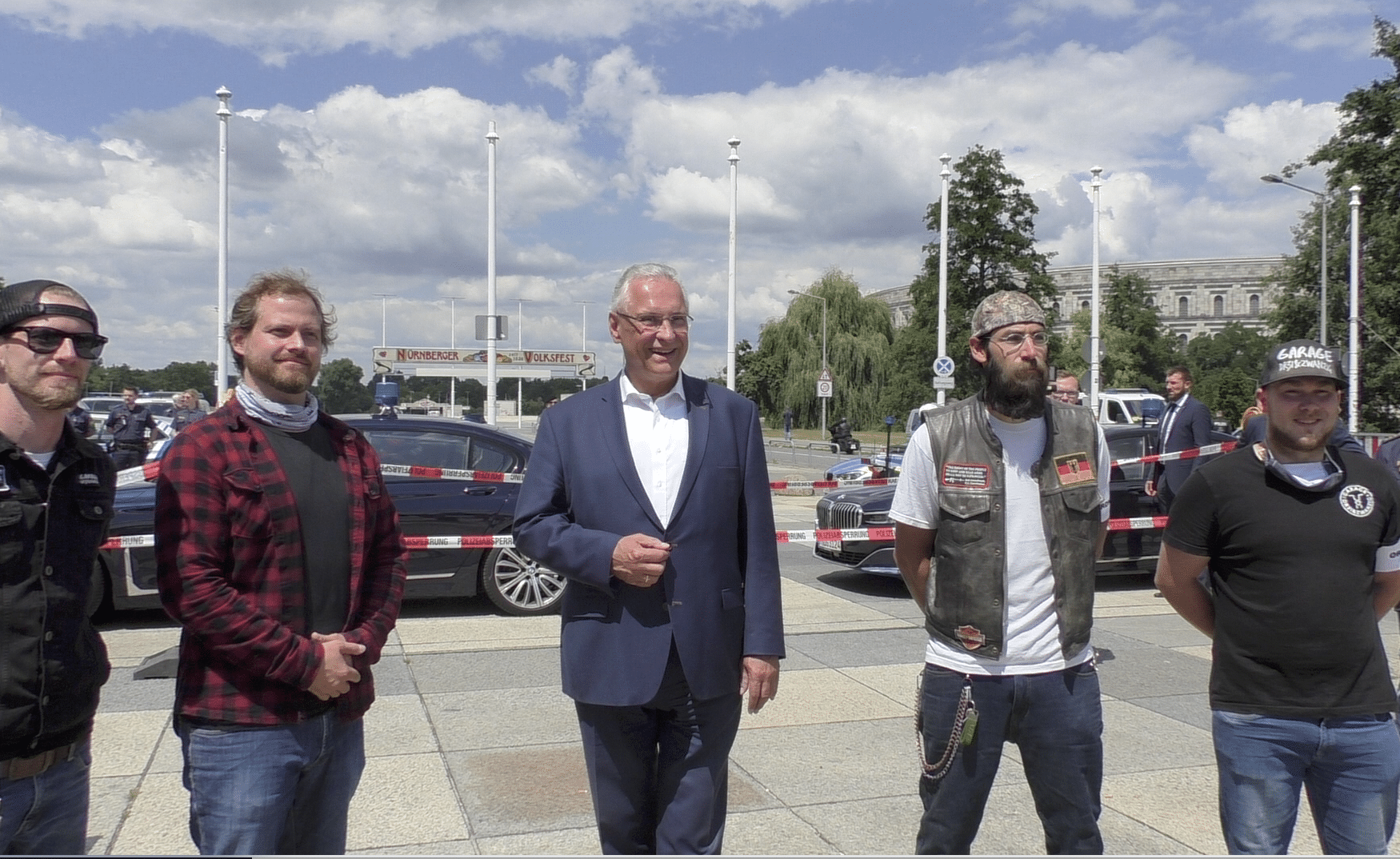 Bayerischer Innenminister Joachim Herrmann zum Motorrad-Fahrverbod am Sonntag